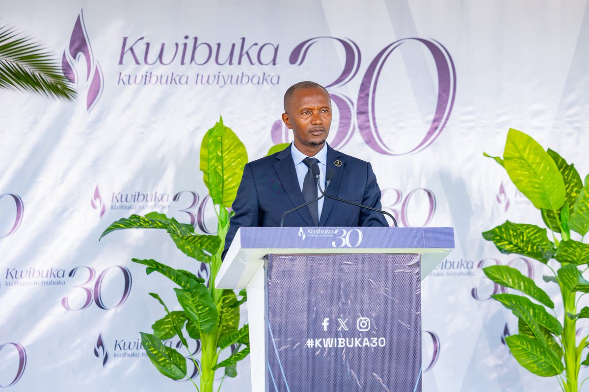 Minisitiri wa <a href="/Rwanda_Sports/">Ministry of Sports | Rwanda</a>  <a href="/AuroreMimosa/">Aurore Mimosa Munyangaju</a> ni we mushyitsi mukuru mu gikorwa cyo #Kwibuka30 Jenoside yakorewe Abatutsi i Nyanza. Uyu munsi kandi mu Rwibutso rwa Nyanza harabaho gushyingura mu cyubahiro imibiri 75.  <a href="/Erasmen/">Erasme NTAZINDA</a>