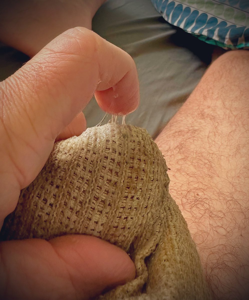 Bigbulgelover66's tweet photo. Schleimt durch den Jock ππ½π¦π¦π¦
#precum #smellyjock #siffjock #manstink #uncut #uncutcock #smellycock #wetcock #hornyashell #vorsaft #cumsoaked #dirtyjock #smelly https://t.co/sAZggfbfjV