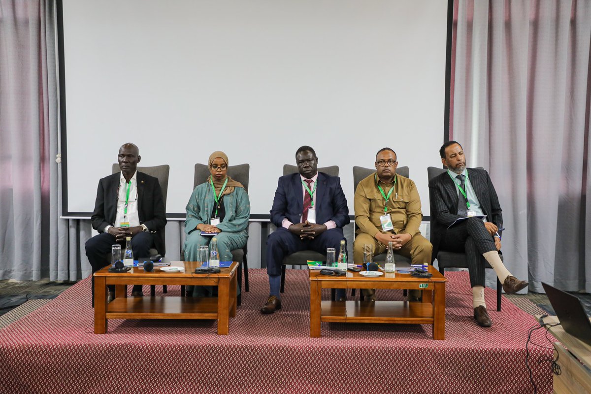 IGADsecretariat's tweet photo. #IGADUpdates:
Our #Peace and Security Division through the #IGAD Taskforce on the Red Sea, Gulf of Aden and Somalia (RESGAS), holds a three-day regional experts’ dialogue towards developing a multi-disciplinary policy-oriented research and analysis on the Red Sea and Gulf of Aden in Machakos, #Kenya.
Experts from IGAD Member States’ Maritime Sectors, convene to discuss Maritime security and terrestrial issues in the Red Sea and Gulf of Aden.
#IGADRESGAS
#EU
