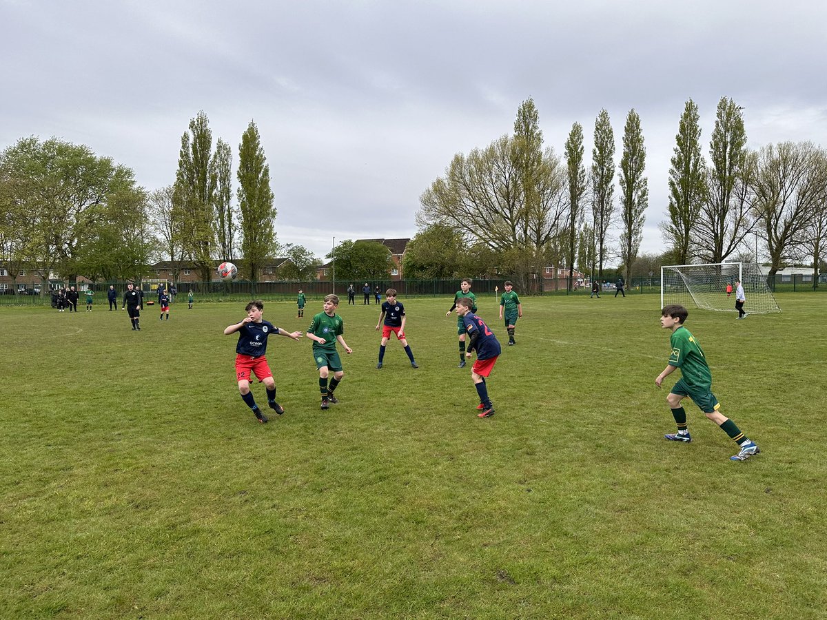 wooltongermany's tweet photo. Fast start from the lads in @BVDJFLfixtures v @U11Marshalls, took their early chances &amp; maintained a good level, giving them the platform to score more goals. Lots of strong performances across the team but Archie R, Ethan &amp; Louie all excellent again today💪🏻👏🏻🇩🇪 @WooltonJuniorFC https://t.co/6C9Ae8OgPp