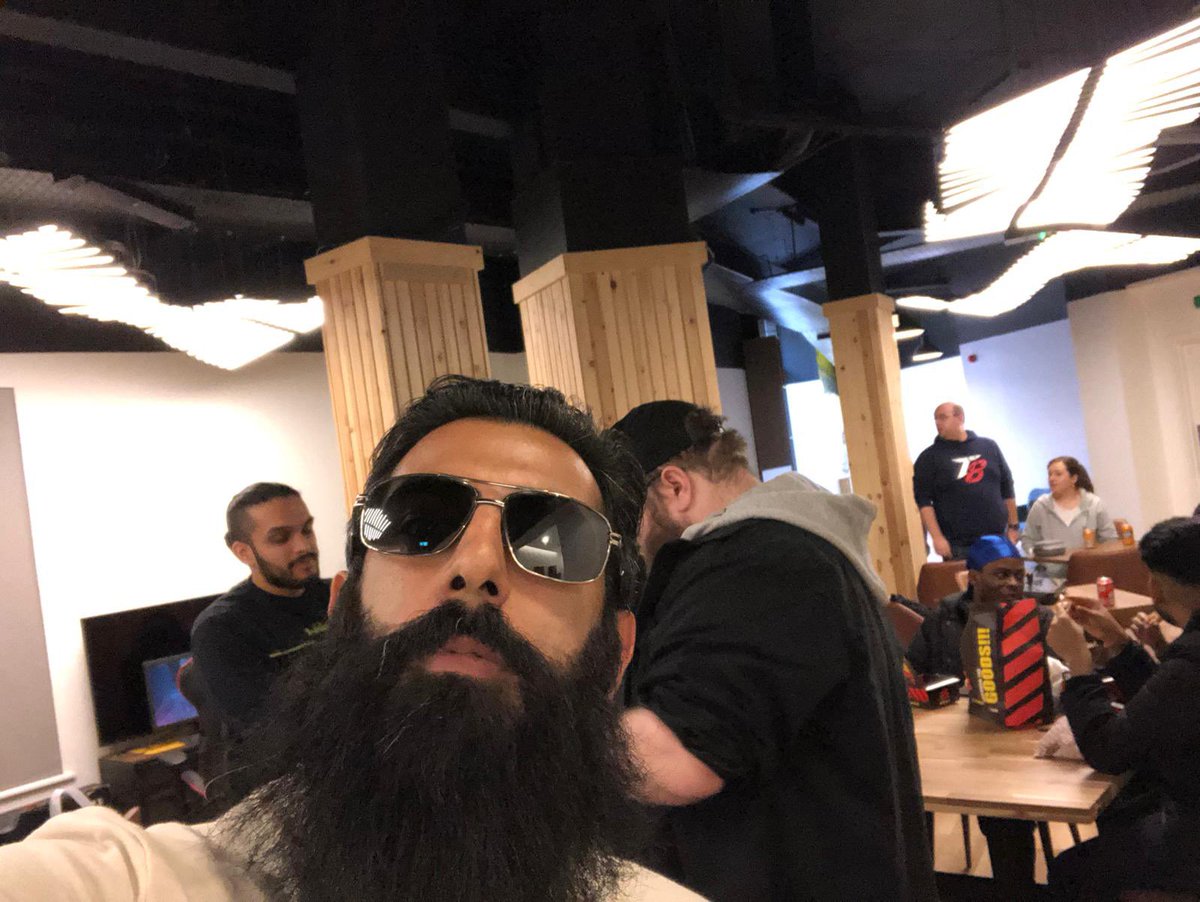 CovFGC's tweet photo. #sidequestshowdown2 https://t.co/2cNhlhecHJ