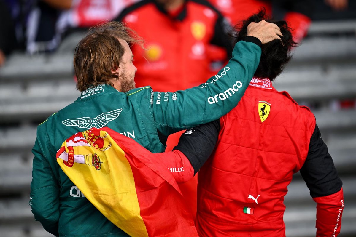 🚨 SÖYLENTİLER • Sebastian Vettel, sadece rekabetçi bir araçta yarışmak istiyor. • Mercedes Sainz'a sadece 1 yıllık sözleşme teklif etmiş. • Red Bull ise Sainz'a Ferrari'de kazandığının çok altında bir teklif sunmuş. (Nico Rosberg / Sky Sports)