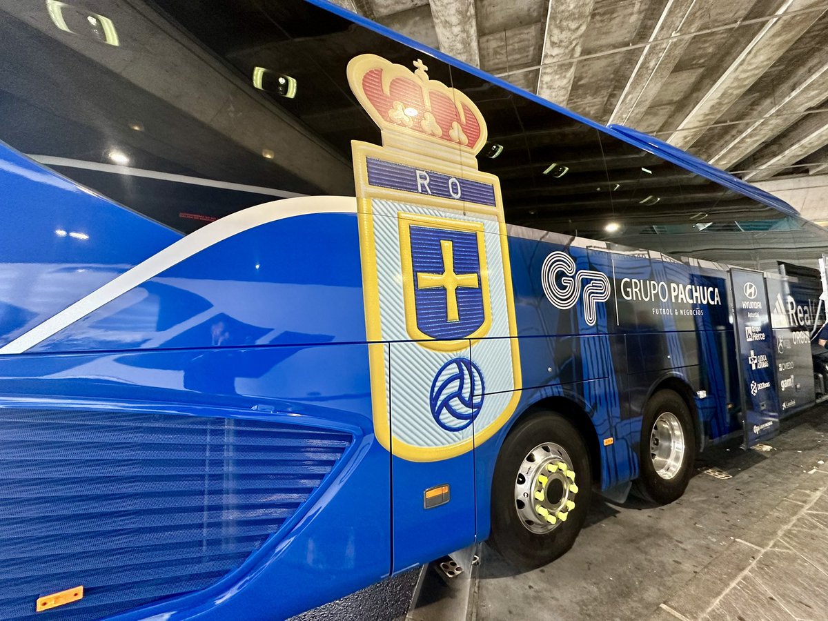 📍 Alicante 🛬 🚌 Con @Alsa_autobuses ponemos rumbo a Cartagena ⚔️⚽️ #RealOviedo 🔵⚪️