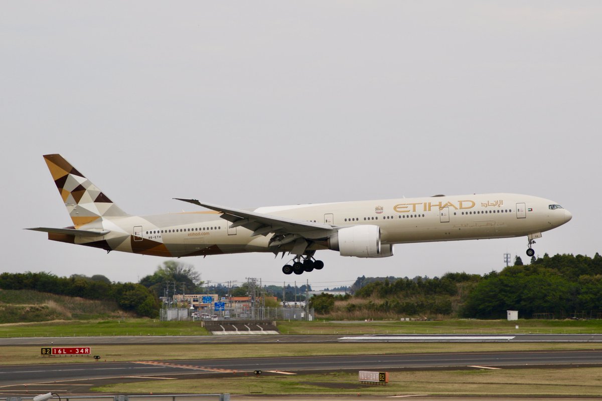 Etihad Airways
Boeing 777-3FX(ER)
A6-ETH