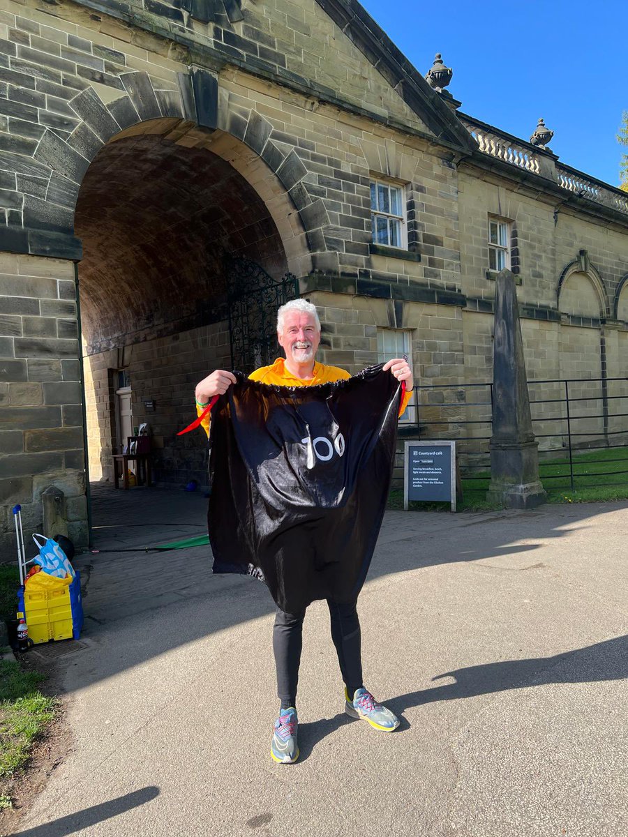 ThePontePlodder's tweet photo. Big day yesterday, my 💯 Parkrun! Went to the iconic @Nostellparkrun and got a great welcome from all plus 💯 cape to run in! 🏃‍♂️💯🎉👟🥇 https://t.co/3fETzDtvdX