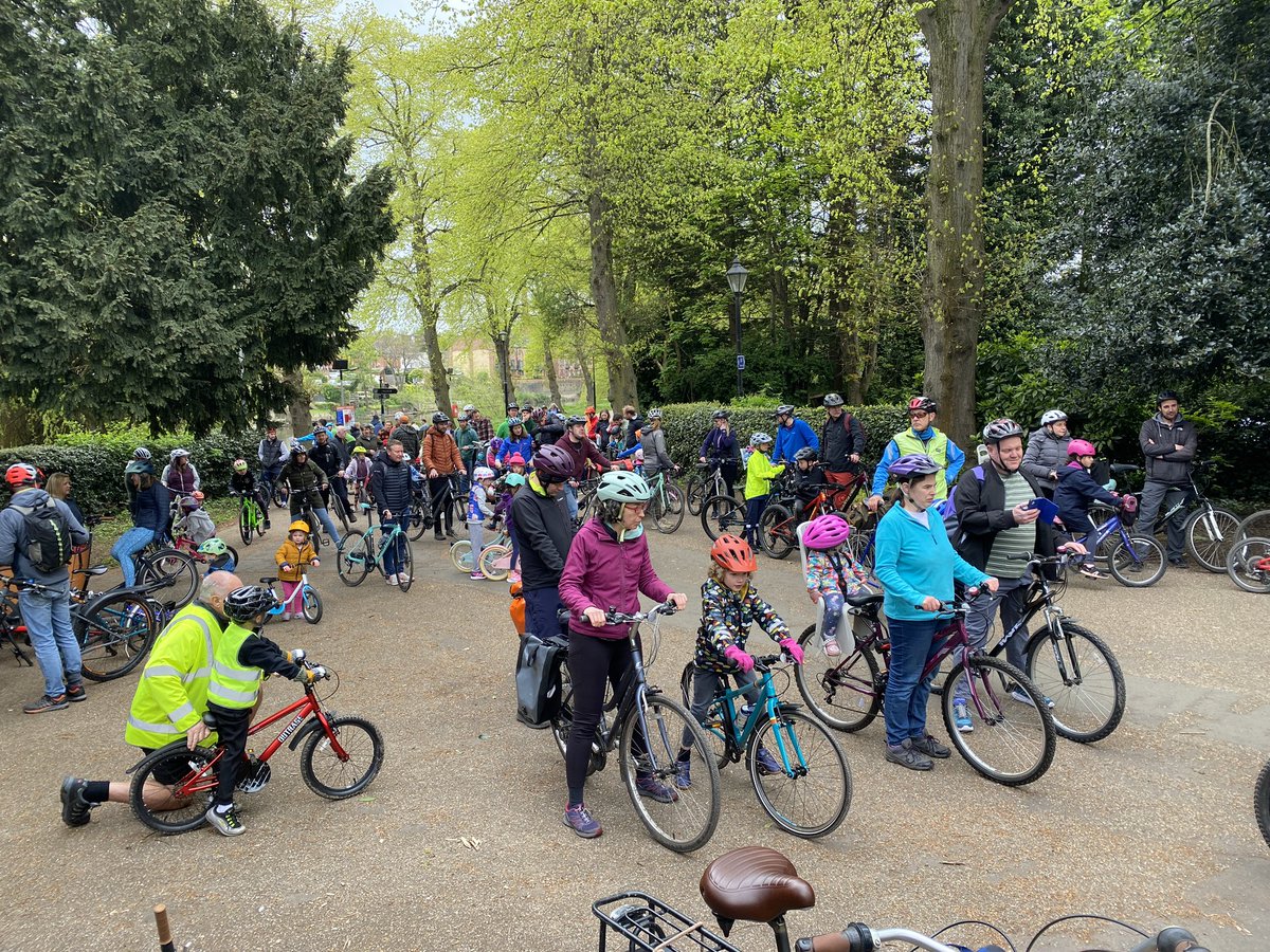 Such a privilege to be involved with the Kidical Mass Shrewsbury …awesome ride guys! #cycling #cyclingadvocacy #activetravel #cyclinglife #shrewsbury #shropshire 175 riders this morning, making the ride one of the largest in the UK. @KidicalShrews