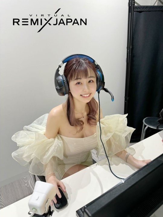 VirtualRemixJP's tweet photo. ／
🌎 #VRJP × #くりえみ 🌎 
コラボイベント実施🎉
＼

本日、2024年４月21日(日) 20:00～！！

大人気インフルエンサー・くりえみさん(＠kurita__emi)がVRJPワールドに参戦！
イベントの様子はくりえみさんYouTubeにて生配信されます👀

さらに、ワールドでは謎解イベントも実施中！
ぜひトライしてみてください☺

▼生配信リマインドはこちらから🔔
https://t.co/DaT11cjFka

▼無料でVRJPワールドへログイン！！
https://t.co/T68XmbGTfI

#謎解き　#生配信　#実況