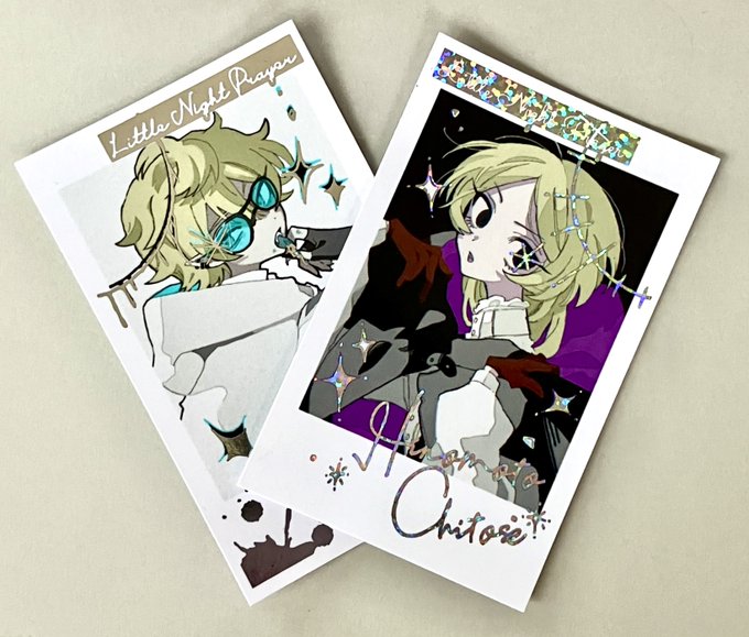 描いていただいたイラストでまた自分用可愛いグッズを作りました…˖·⟡ スパークル箔&シルバー箔のインスタントフォト風カード ˖·⟡˖·⟡ チャーム付きのキラキラアクリルキーホルダー ˖·⟡˖·⟡ キラキラスパークリングシール ˖·⟡素敵なイラスト描いてくれた方多分人間( )様 