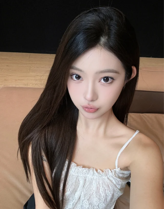 y_ffang's tweet photo. 好好生活，慢慢相遇;不早不晚，刚好是你 https://t.co/DPoyMxGOuW