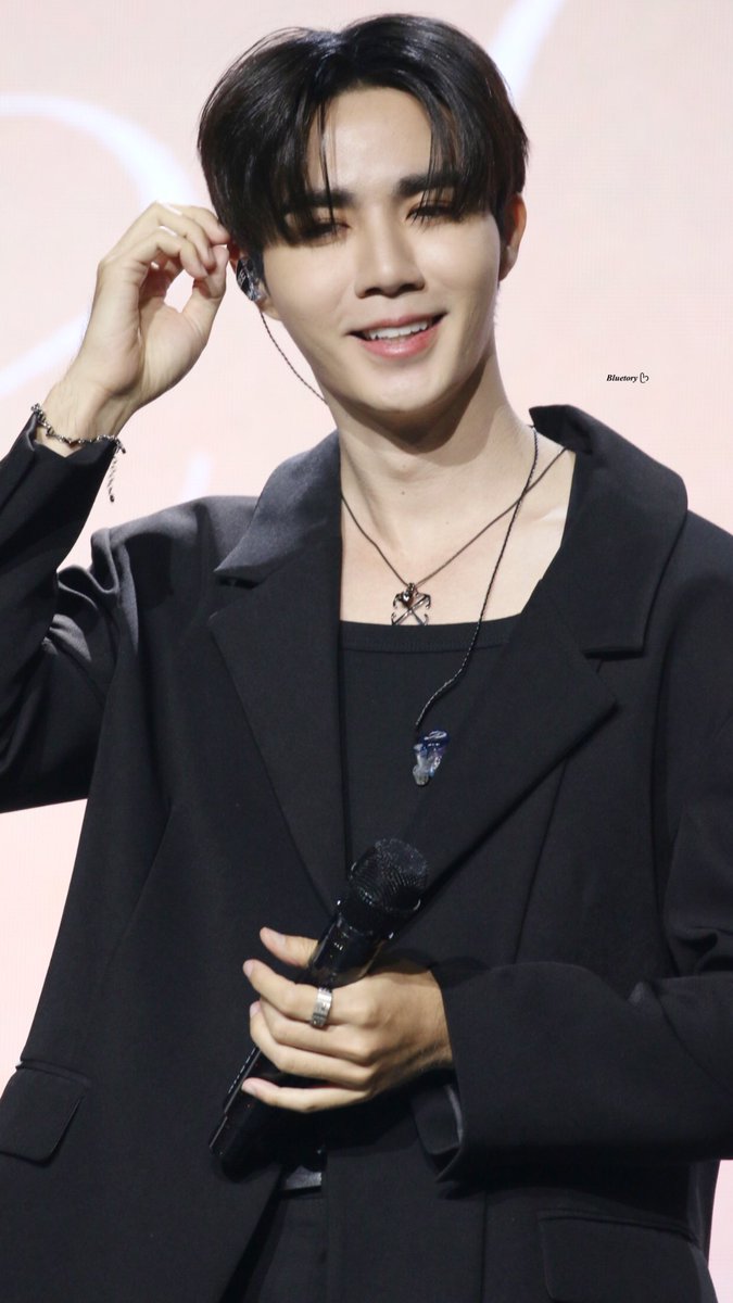 21042024

      สามย่านละลายแล้ว
      <a href="/zee_pruk/">Z</a> 
 
#ZeePruk #Zunshine 
#ZNNBeCloser2ndFansign 
#JPPNphoto