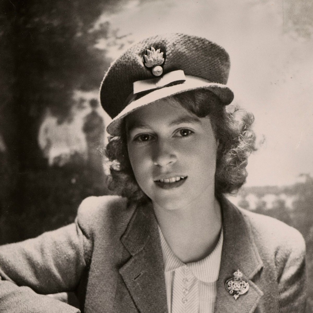 Queen Elizabeth II was born on this day in 1926. This image of the then Princess Elizabeth, taken in 1942, will be part of our new Royal Portraits exhibition opening at The King’s Gallery, London on 17 May. bit.ly/3TZ3zrd