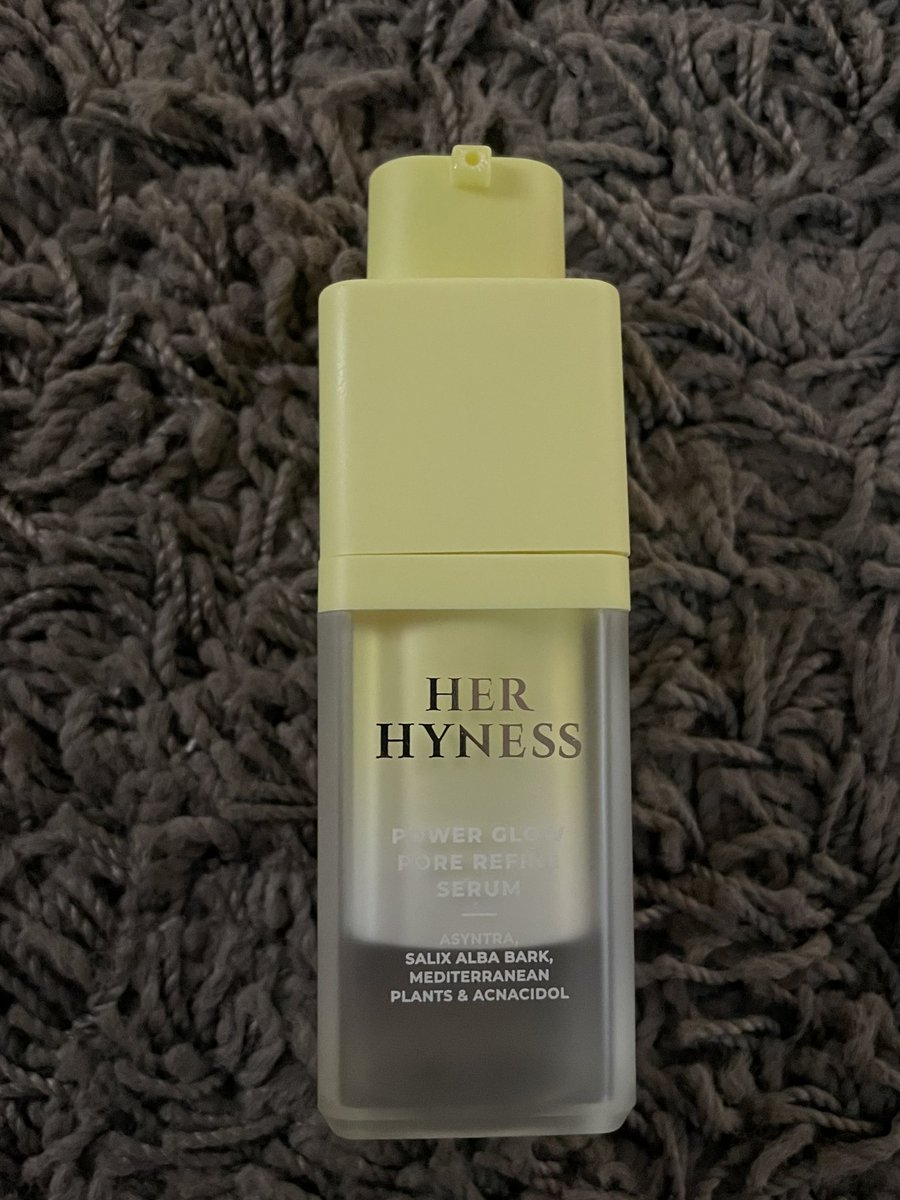 ใช้ดีมากเซรั่มสีเหลืองของ herhyness หน้าใสขึ้นเยอะ จุดดำจางลง ชอบมากๆที่ขวดมันเล็กพกพาเดินทางไปไหนมาไหนได้สะดวกสุด
💛shope.ee/7Utr8TtJKE