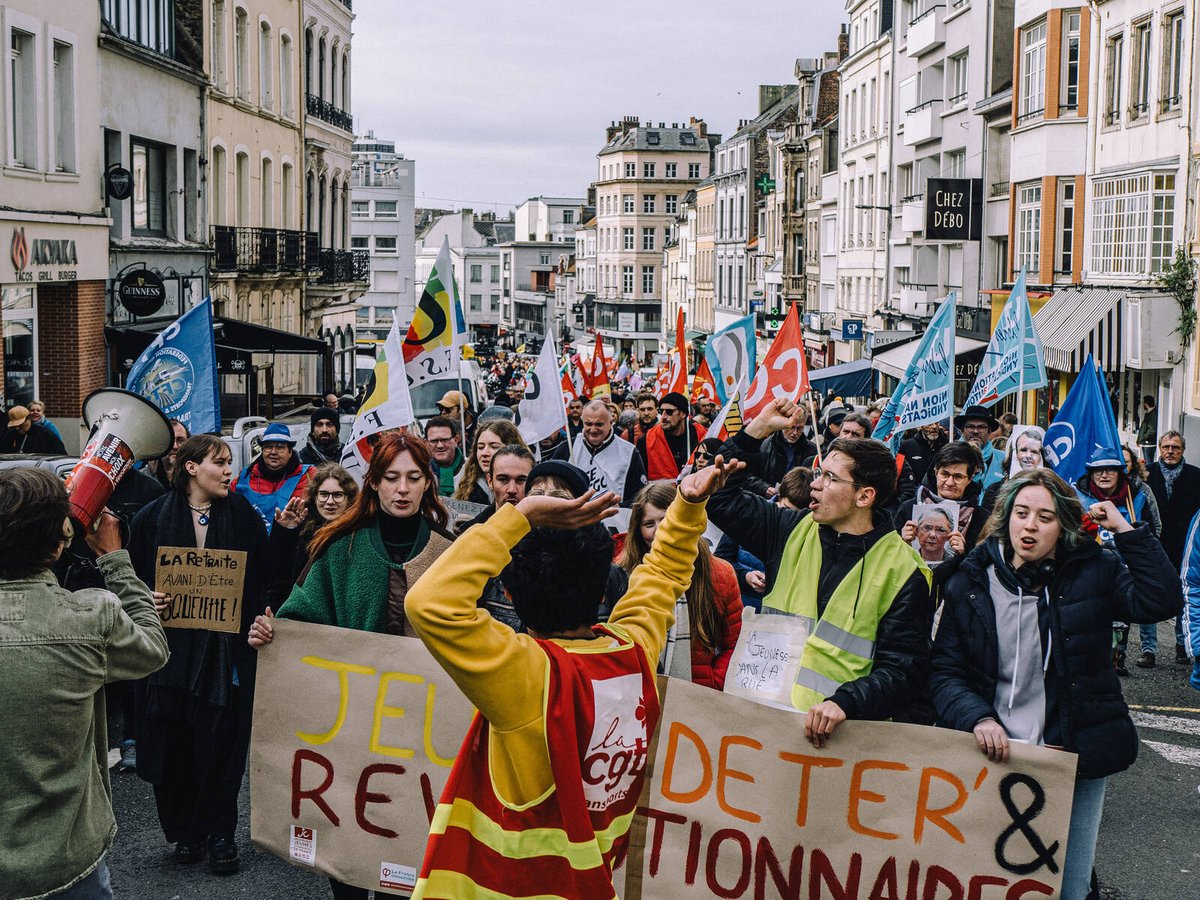 cgtsela62's tweet photo. 🚩 Syndicat CGT des étudiants, des lycéens et apprentis nous sommes mobilisés partout, pour tous à toutes les échelle pour défendre nos droits et conquérir notre avenir.
🫱🏾‍🫲🏻 Contre la précarité, syndicat et solidarité ! https://t.co/G4Mkyf8l9l