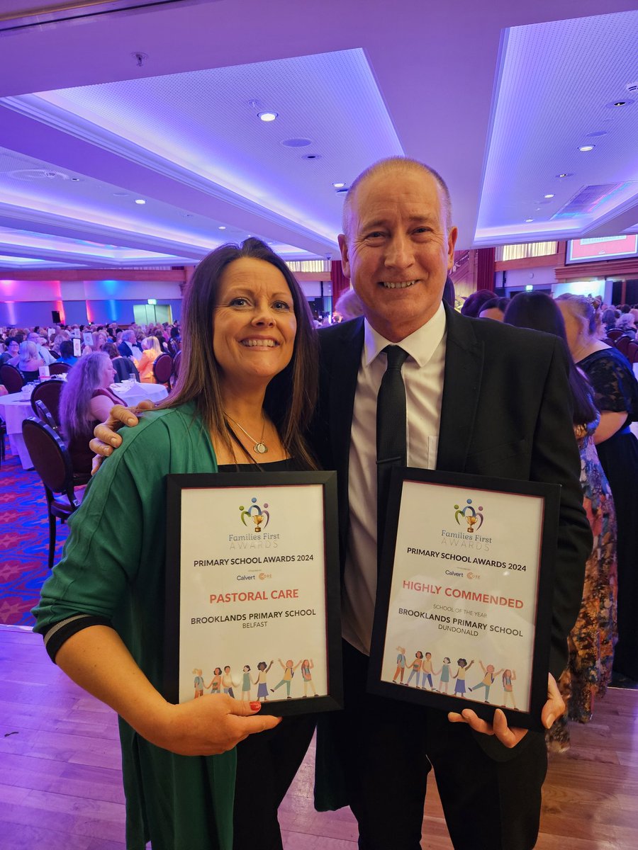 mrmarkhenry's tweet photo. 🏆 Winners! A fantastic night @FamiliesFirstNI's Primary Education Awards, with Brooklands PS, Dundonald, scooping 2 prizes; a Best Principal award &amp; the 'WOW' prize for Pastoral Care! We were humbled by the amazing comments - THANK YOU! 👏🏻 @Ed_Authority @Education_NI @lisburnccc https://t.co/kNEVGKah3x