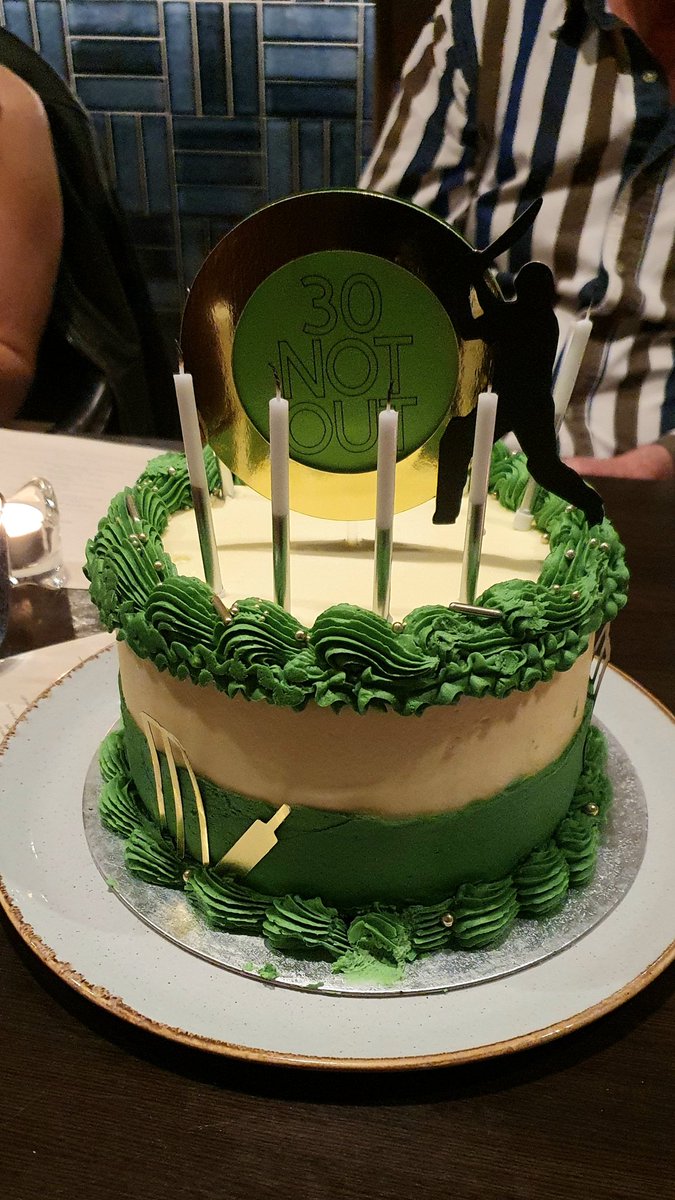 Charlotte🏏 tweet media