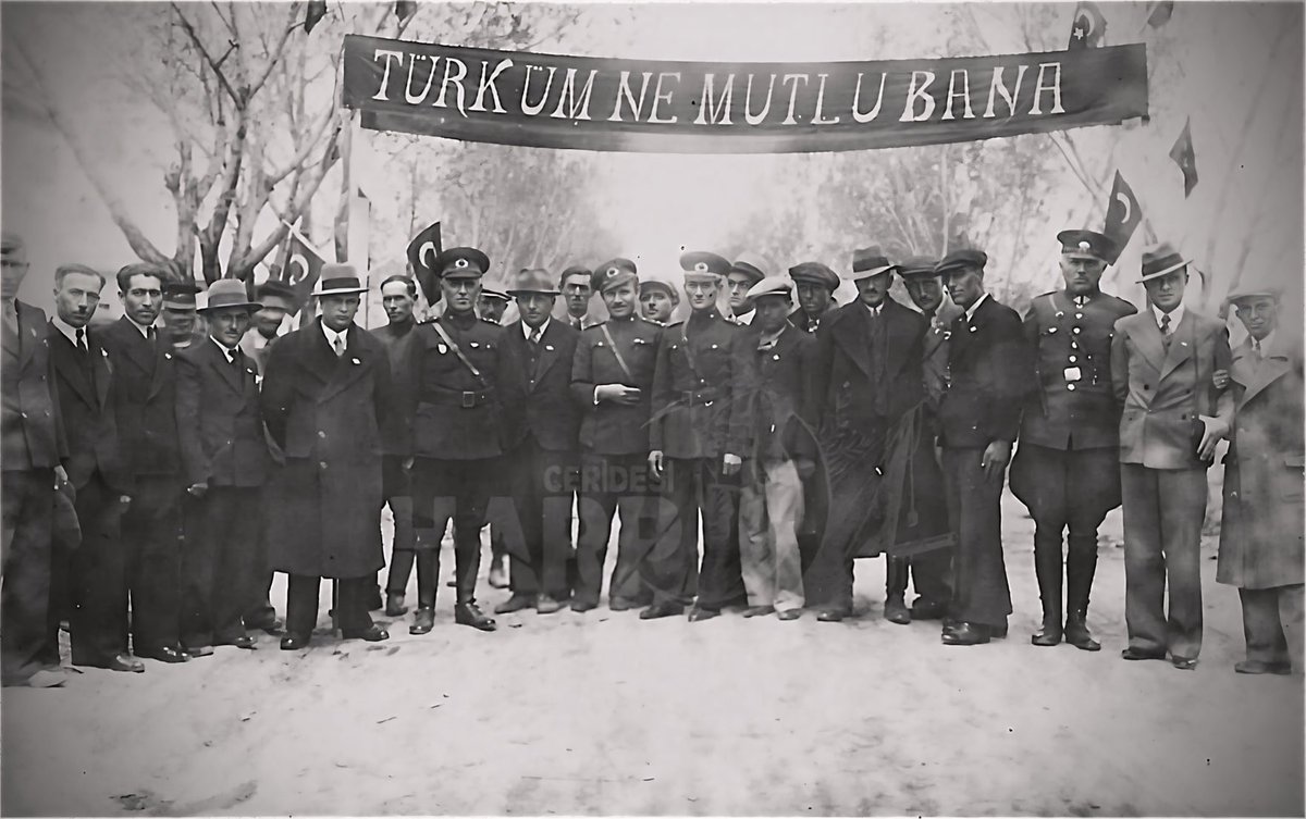 Atatürk Fotoğraf-Video Arşivi 01 (@senses_vedat) on Twitter photo 2024-04-21 10:46:57