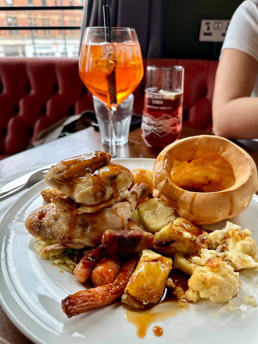 Love this picture from last weeks roasting from <a href="/amy/">Amy Saper</a>.barron over on Instagram
Great choice of drinks too!🍹 
Plenty of roasting space left today, just pop in or give us a call on 0113 245 6377 and we’ll slot you in ✨