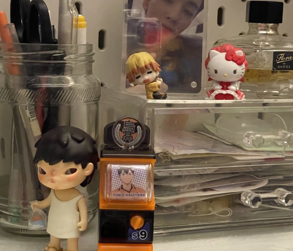 dec7diary's tweet photo. survived finals! it was all worth it. ⭐️ https://t.co/nOCkVYBpnN
