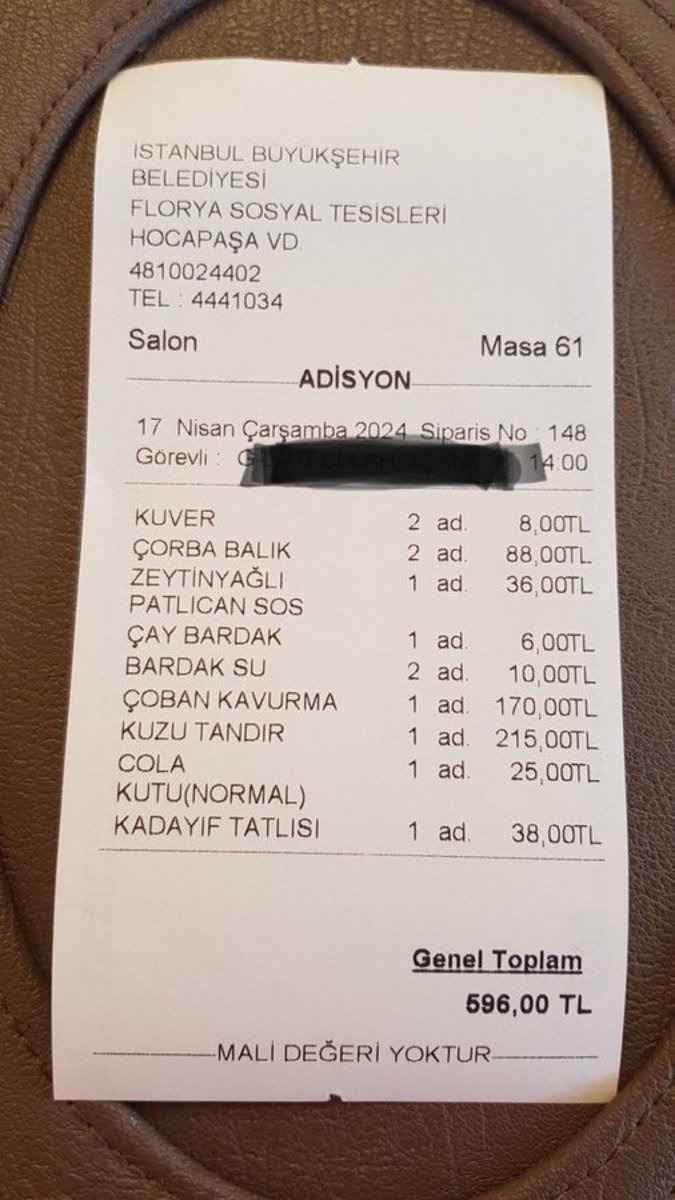 İBB Sosyal Tesisi'ne ait 3 kişilik yemek adisyonu 590 TL tuttu.