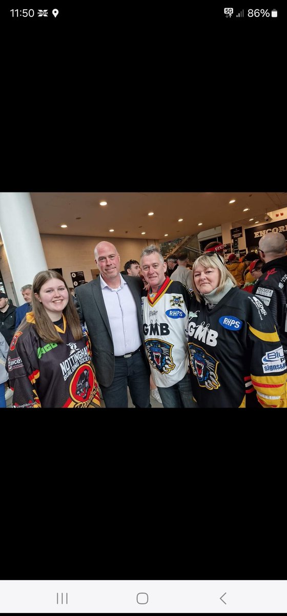 simdav5's tweet image. Durham based Panther ready for a few road trips to Glasgow to see the main man...# might need a new jersey...#PurpleArmyonTour