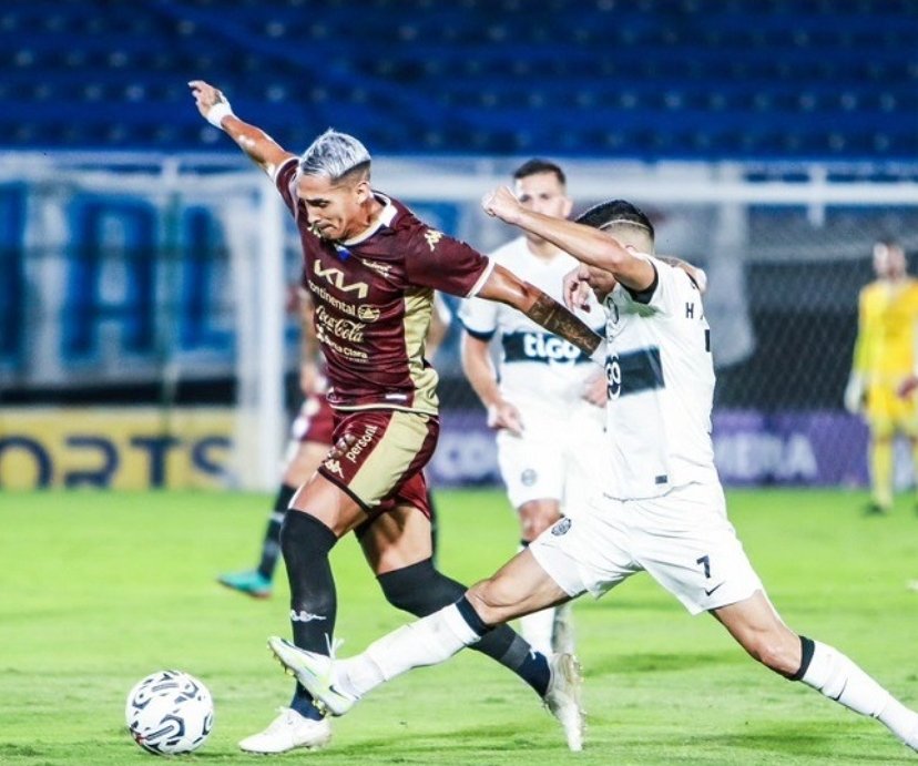 TORNEO APERTURA 

 | SE CIERRA LA 14

Dos partidos ponen final a otro capítulo del certamen:

17.30: Tacuary vs. Guarani, Jardines del Kelito. Arb: José Méndez. 

20.00: Nacional vs. Olimpia, Barrio Obrero. Arb: Juan G. Benitez. 

#LaFutboleraPy ⚽️👑