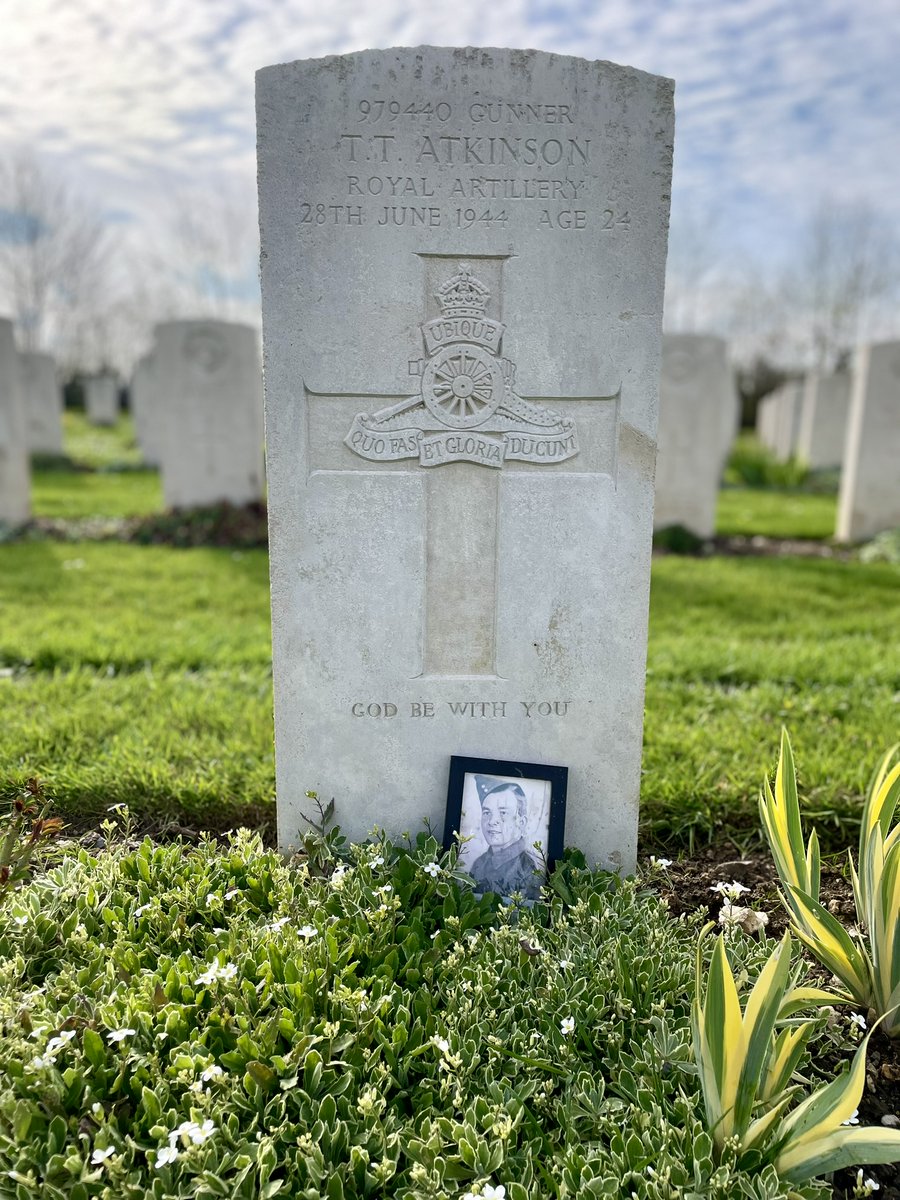 📍 Tilly-sur-Seulles War Cemetery, Normandy.

Find out what events we have coming up in Normandy here:
ow.ly/uCc550RiRA8

#LegacyofLiberation #DDay80