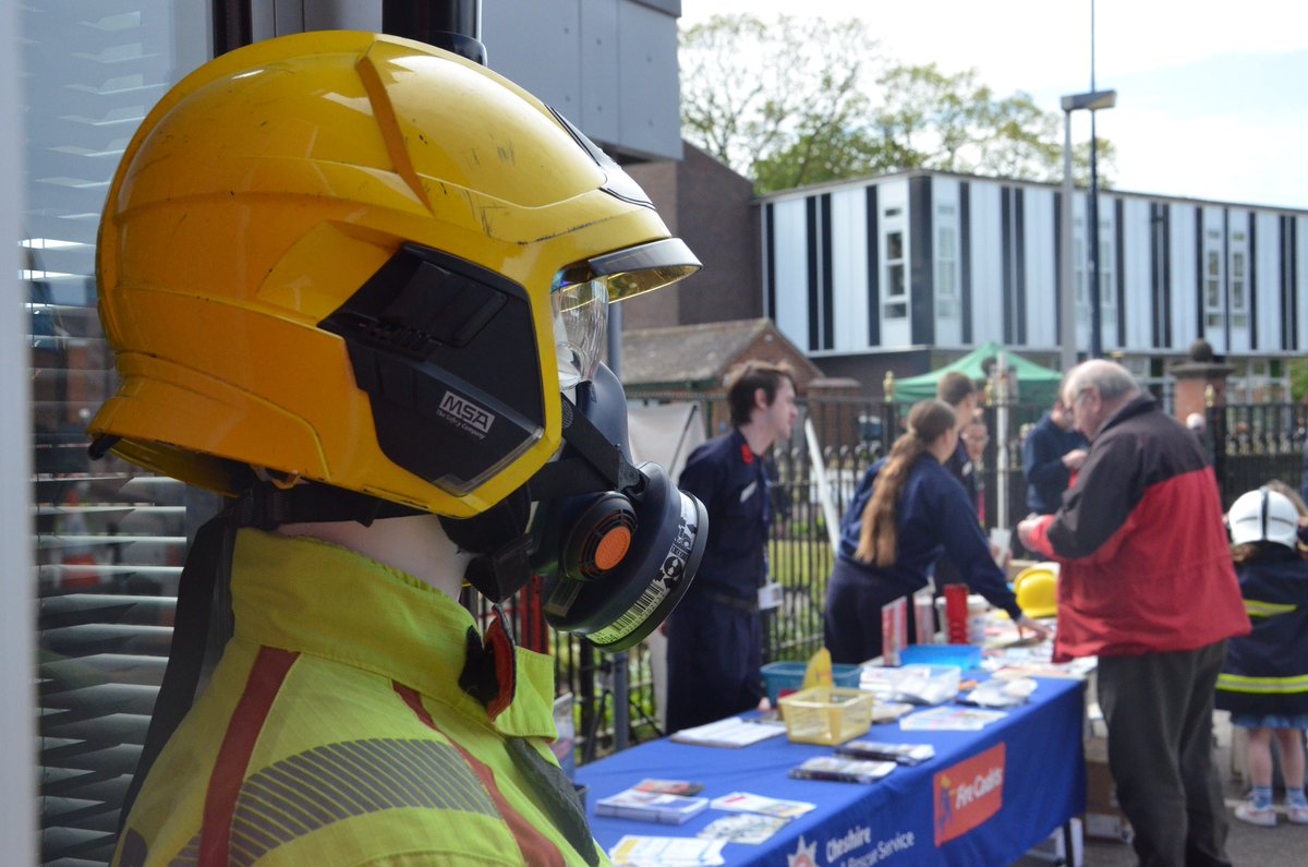 SandbachFS's tweet image. 🔥🚒 It's been a fantastic day so far at Sandbach Fire Station's Open Day!  There's still time to join the fun, we are here until 3 pm. #SandbachFireOpenDay #CommunityEngagement