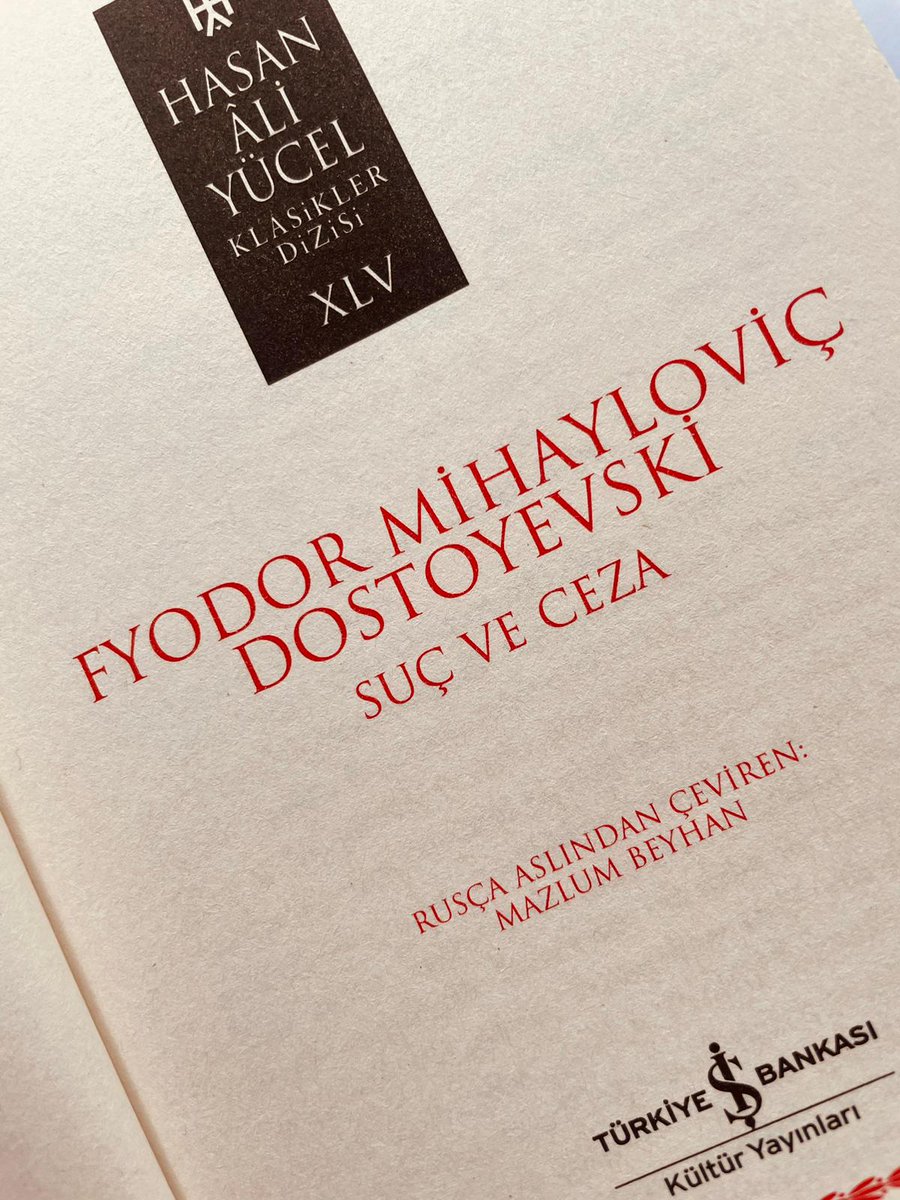 Önce biraz ağladılar, ama alıştılar şimdi. Aşağılık insanoğlu her şeye alışır!
-Fyodor Mihaloviç Dostoyevski-
#kitap #edebiyat #kitapalıntıları #kitapönerisi #kitapseverlertakipleşiyor #pazar