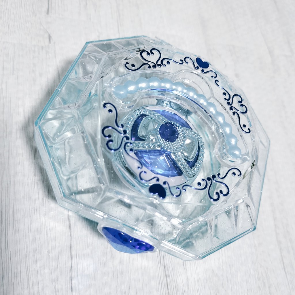 mena_primagi's tweet photo. ✨🤍🩵💙最強かわいい💙🩵🤍✨

　　    セボンスター
　　　　　✖
　　  アイプリブレス

#水色
#セボンスター
#ひみつのアイプリ https://t.co/CALuJf8eZU