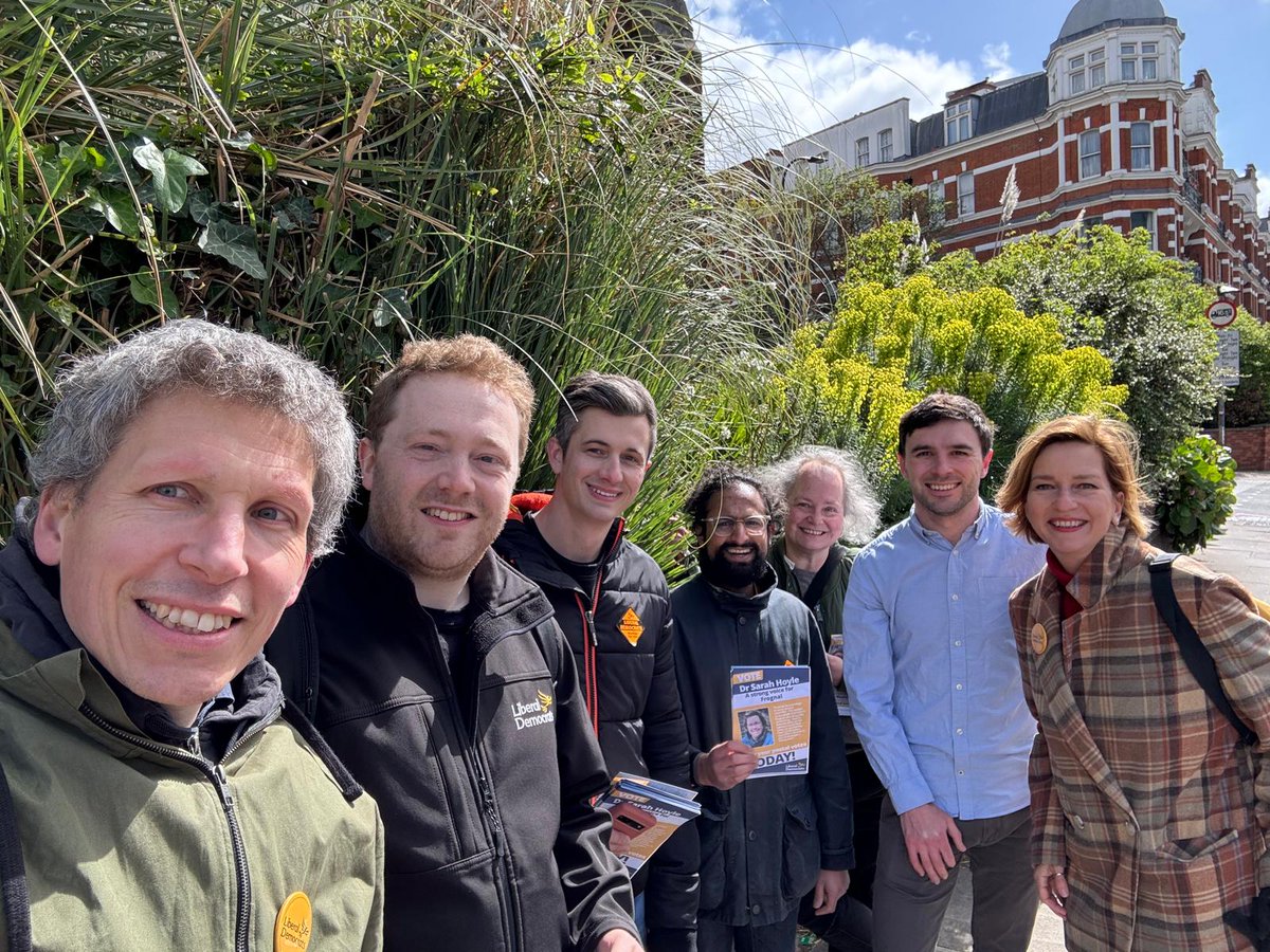 Hitting Frognal again in the springtime sunshine! 🌼