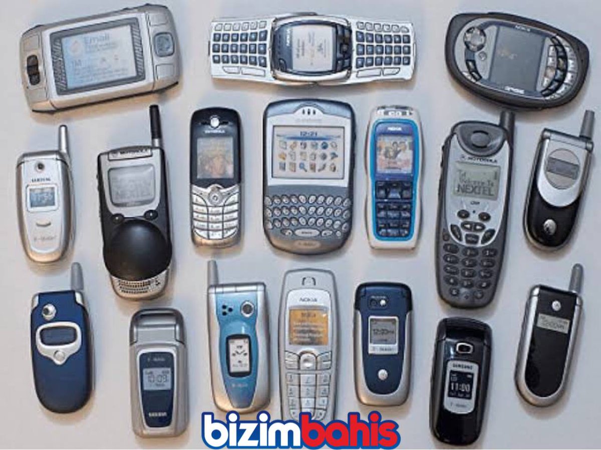İlk telefonunuzun modeli neydi? Görselde olmayan varsa belirtiniz👇