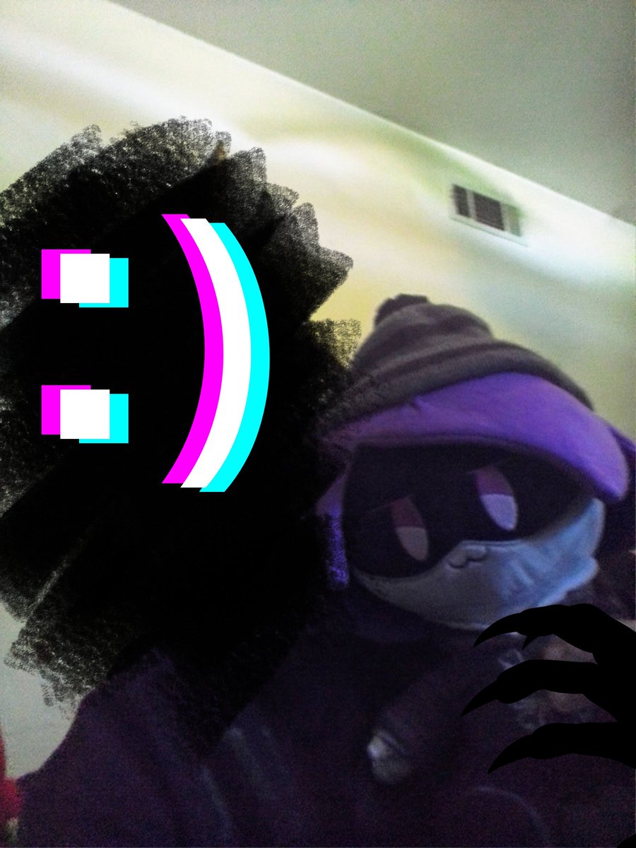 insanitydrags's tweet image. #murderdrones #murderdronesuzi #murderdronesplush 
She&apos;s home finally. I&apos;m so happy. My favorite character is in my grasp. (Expect to see plush Uzi content in the future)