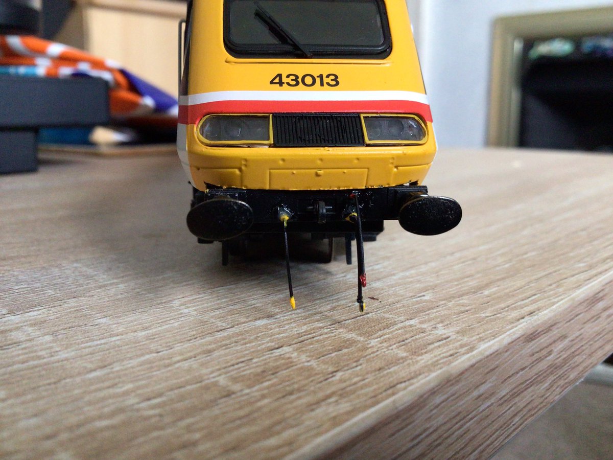 #TMRGUK
My Hornby HST power car 43013 Surrogate DVT has had its accessories fitted to it at both the front and rear, I have only photographed the front here but the extra part added to the rear is just the buckeye coupling.