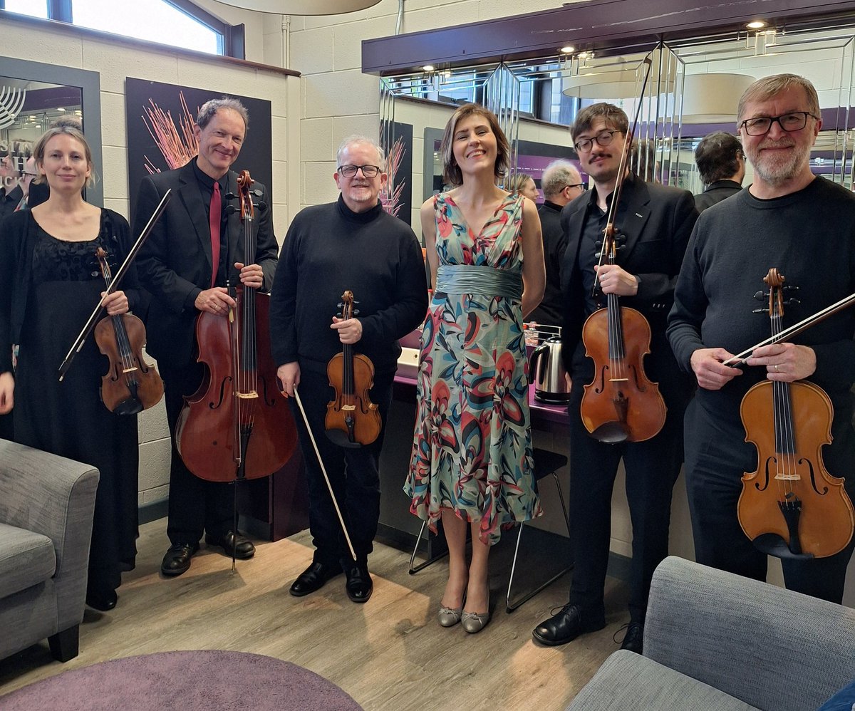 24-carat classical calibre! At a superb @UCHLimerick Classical Concert, featuring The Vanbrugh & Friends on their @NSQF_ie tour. Boccherini, Beethoven & Dvořák, for a sunny matinée recital ☀️🎶! @RTElyricfm