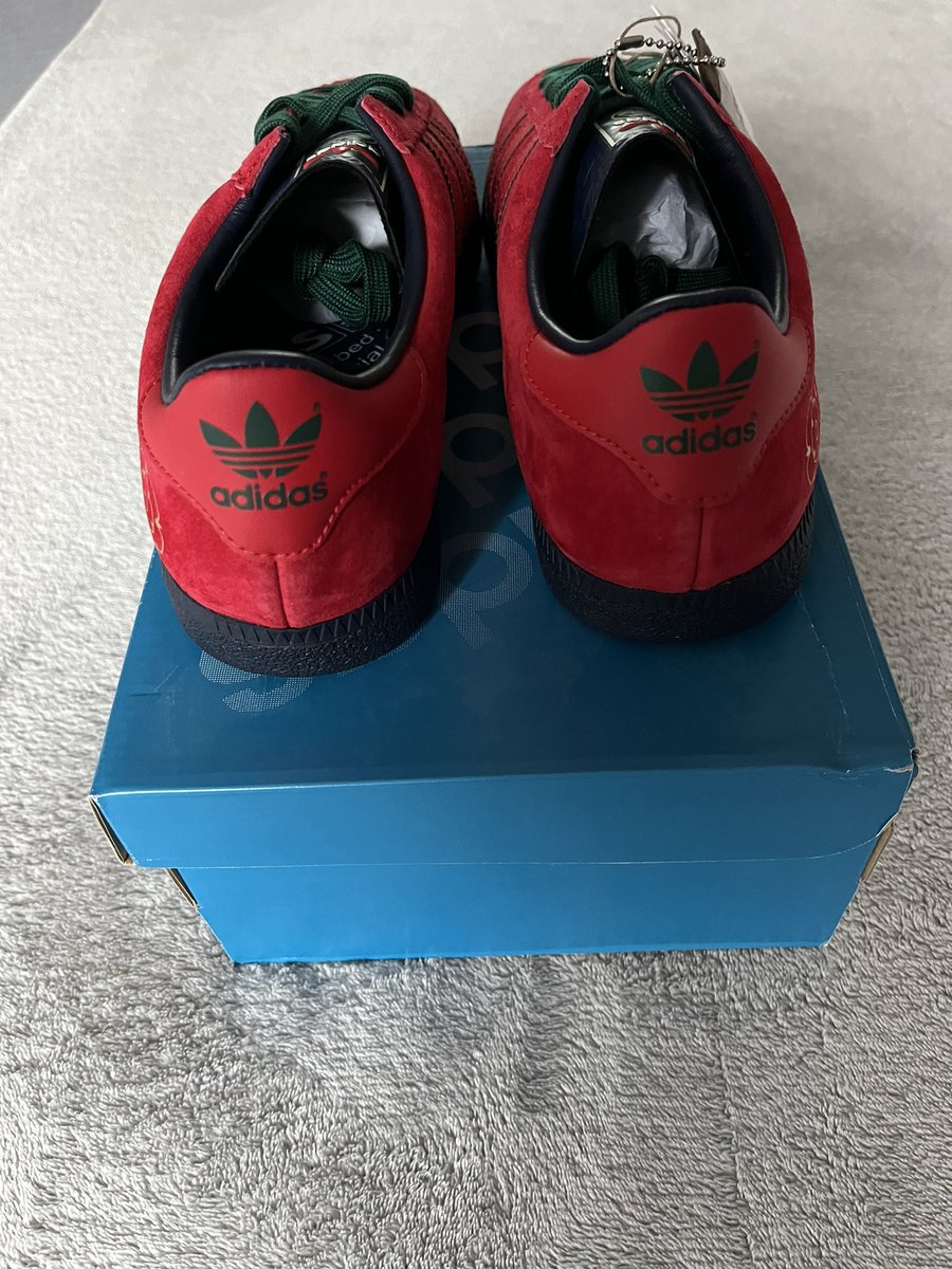 podgeiam's tweet photo. @adiFamily_ Adidas Blackburn Ewood SPZL size 8 BNWBT will come double boxed £80 plus postage https://t.co/h4r62jwjDe