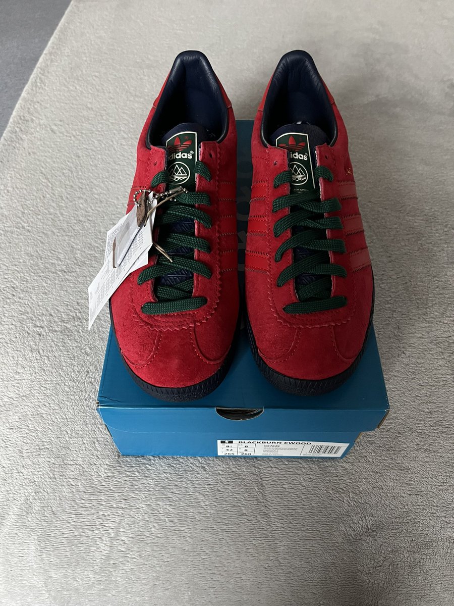 podgeiam's tweet photo. @adiFamily_ Adidas Blackburn Ewood SPZL size 8 BNWBT will come double boxed £80 plus postage https://t.co/h4r62jwjDe