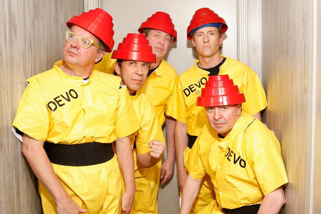 'Crack that whip, give the past a slip' 🎶🎸 Devo - Whip It