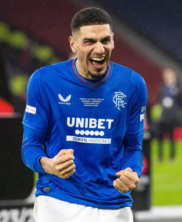 SammiCinnamon tweet media