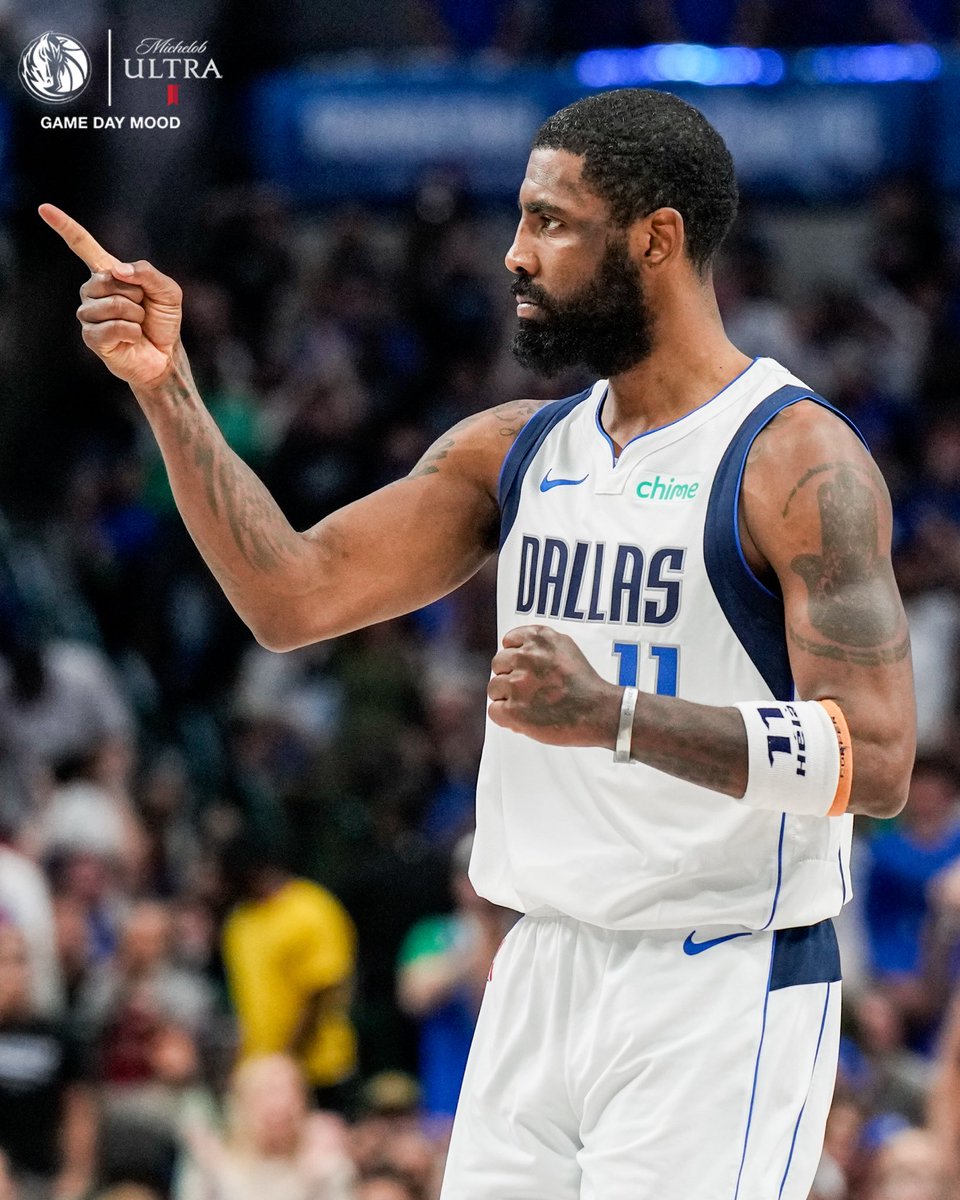 Playoffs start TODAY. Let’s get it 👏 

<a href="/MichelobULTRA/">Michelob ULTRA</a> | #MFFL #OneForDallas