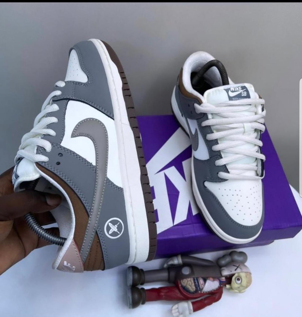 Nike AIRFORCE,

N16,000 only,

Location Kaduna (delivery nationwide)