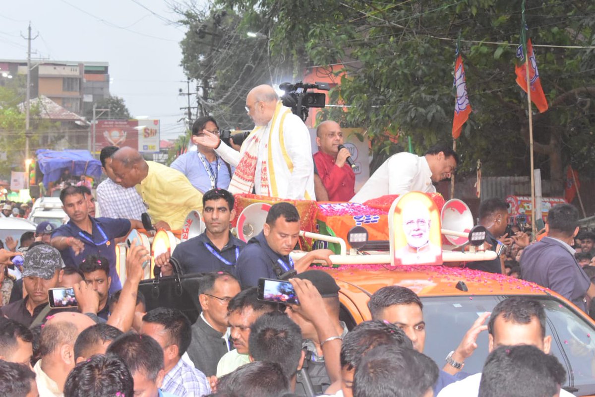 Sharing glimpses of the #VijaySankalpYatra in Silchar today.

#ModiKiGuarantee
#SabkaSaathSabkaVikas

#AbkiBaar400Paar
#PhirEkBaarModiSarkar