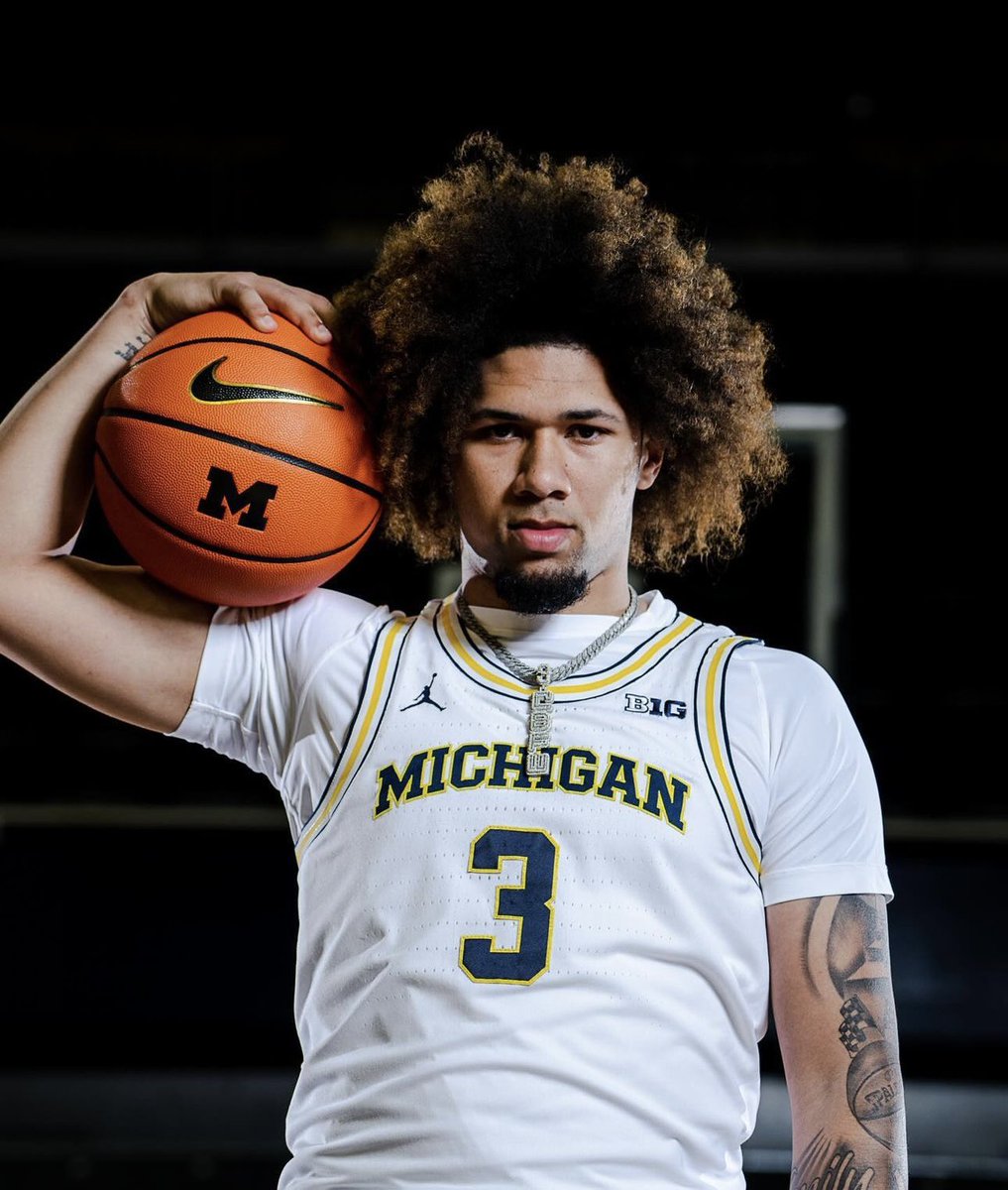 𝙉𝙀𝙒𝙎: Auburn transfer Tre Donaldson has committed to #Michigan, a source tells @247Sports. 2023-24 Stats: 6.7 points, 3.2 assists, and 2.4 rebounds per game this season. STORY 👉🏾 247sports.com/college/basket…