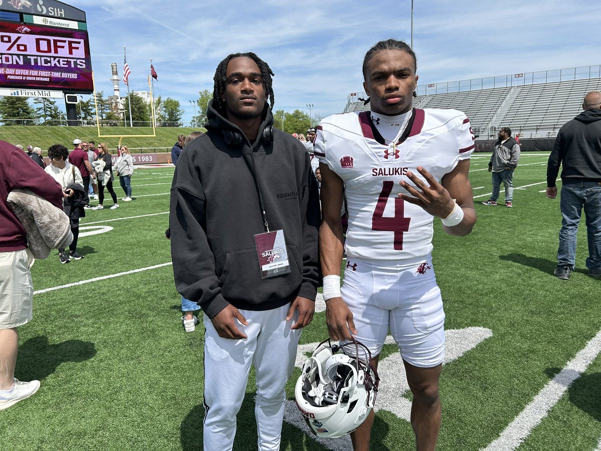 Had a good time out at @SIU_Football thank you @TerryHawthorne1 for having me out !