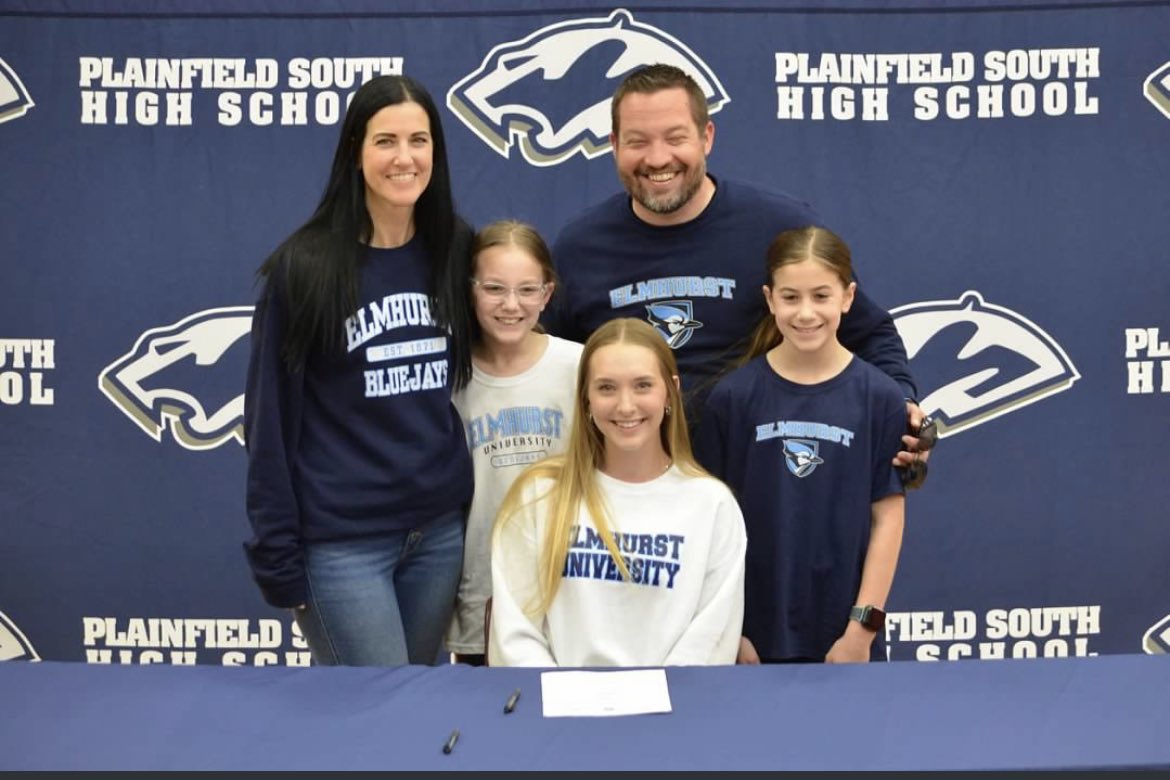 KayleeAimone's tweet photo. Onto the next four💙🩵@ElmhurstU_SB @elmhurst_u @WheatlandSpikes https://t.co/1J1d37T5Pt