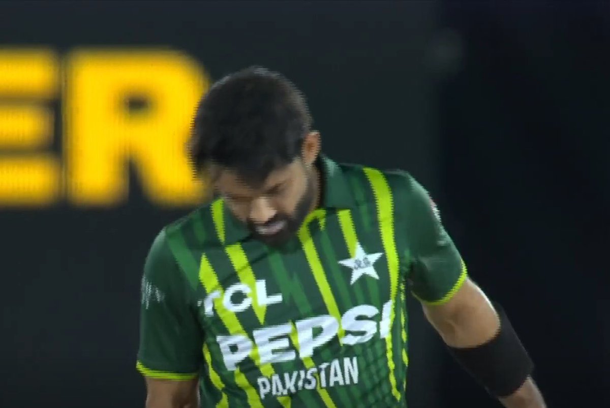 News Alert Mohammad Rizwan felt discomfort in his right hamstring while batting. As a precautionary measure, the medical team has pulled him out of the game. He will not take part in the rest of the match.