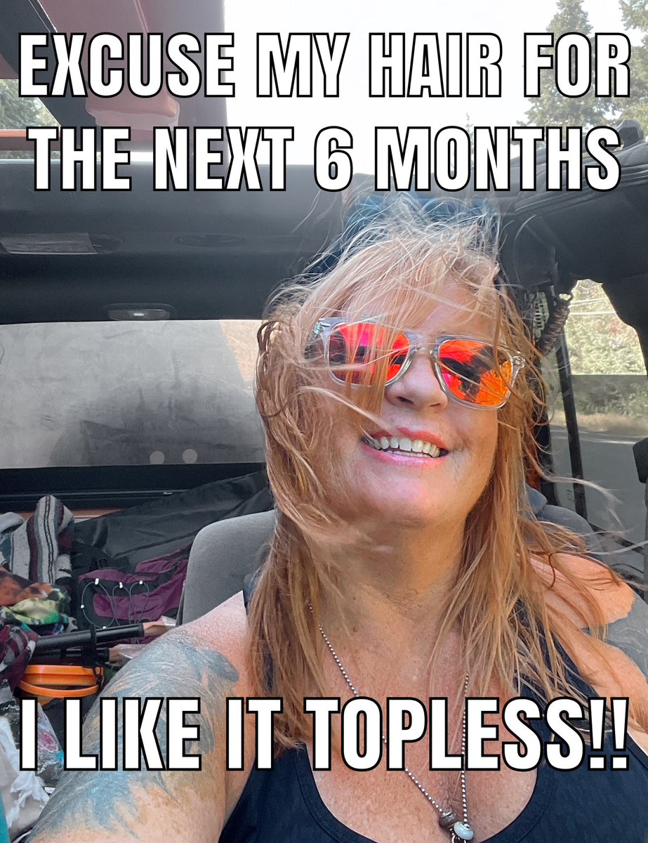 Teeheeeheee! #jeep #tistheseason #gotopless