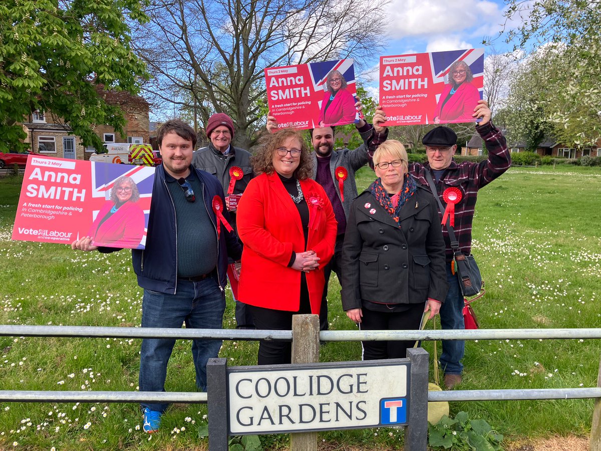 EastCambsLabour's tweet photo. In #Cottenham on the #LabourDoorstep this weekend with @anna4labour. Antisocial behaviour high up on the list of conversations with voters who were keen to hear #AnnaSmith's plans. We need a fresh start for policing in #Peterborough and #Cambridgeshire. https://t.co/q961zLWxmA