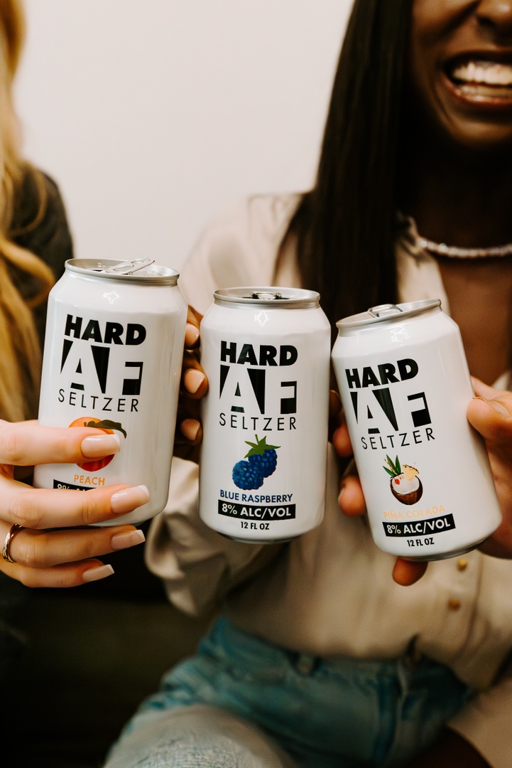GACrown's tweet photo. @hardafseltzer Variety Pack β because 8% never tasted this good! Stay hard & savor the flavor! π»πͺ
#HardAFVariety #SipStrong #HardAF #seltzer #varietypack #seltzerlover https://t.co/JTQebWkb92