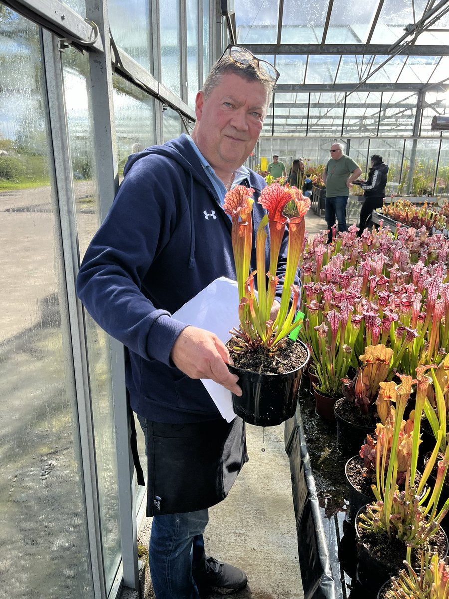 Great to visit Matt Soper at Hampshire Carnivorous today to look at our peat free trials on Sarracenia good progress being made #peatfree