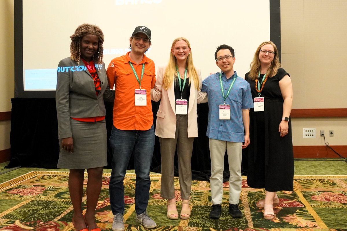 We organized Place & the Social-Spatial Determinants of Health Symposium in AAG 2024, Hawai'i. It was a big success! Thank you so much for all contributors! #aag2024 #geography #sdoh #conference @HealthyRegions @UIUCGeogGIS @MaryniaKolak @jjclash @ImeldaMoise